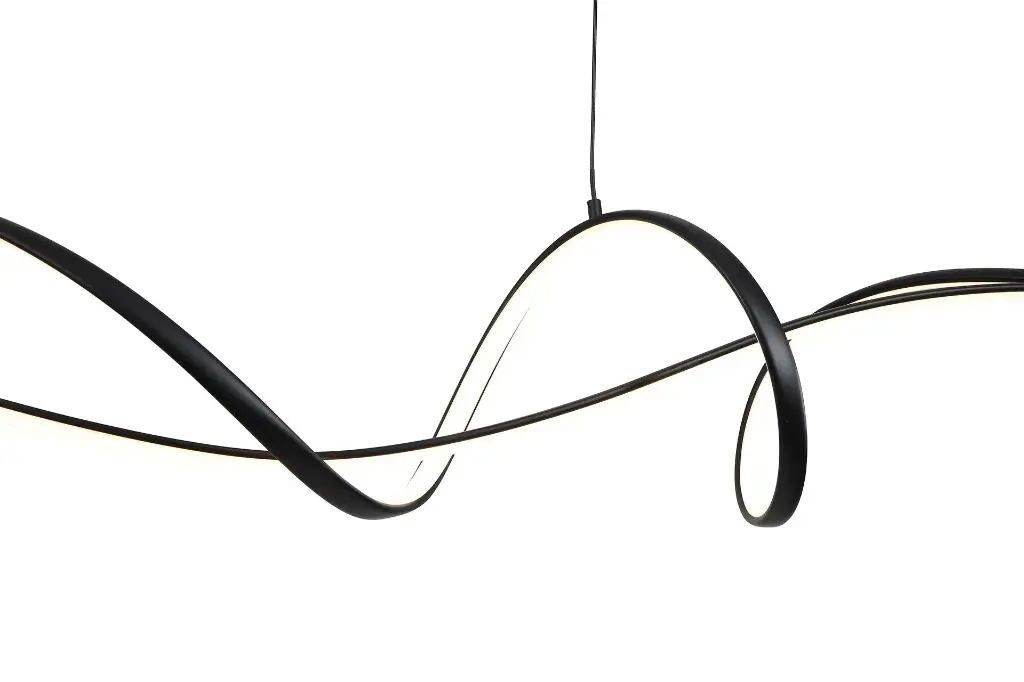V21 Black Curve Lit.webp